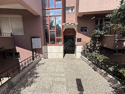 FIRSATT DAİRE ATAPARKTA YOLA CEPHE 3+1 SATILIK DAİRE! — Fotoğraf 6