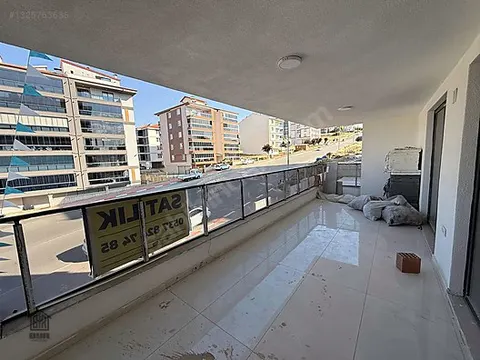 KEMALÖZ MAHALLESİ LARA PARK SİTESİNDE SATILIK 3+1 DAİRE — Fotoğraf 8