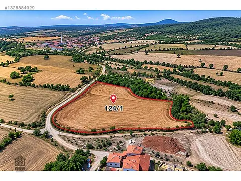 Uşak Eşme Köseler Köyünde 6.300 m² Köyiçi Konumlu Satılık Tarla — Fotoğraf 4