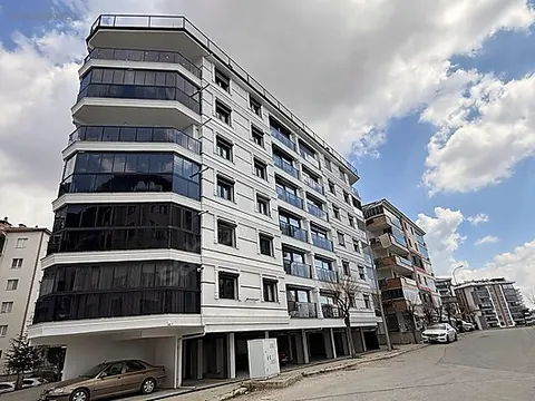 KEMALÖZ MAHALLESİNDE YÜKSEK ZEMİN 3+1 FIRSATI! — Fotoğraf 2