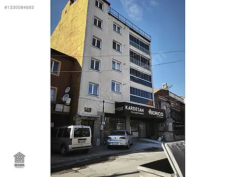 Göz Hastanesi Civarı Geniş ve Ferah 3+1 Satılık Daire — Fotoğraf 1